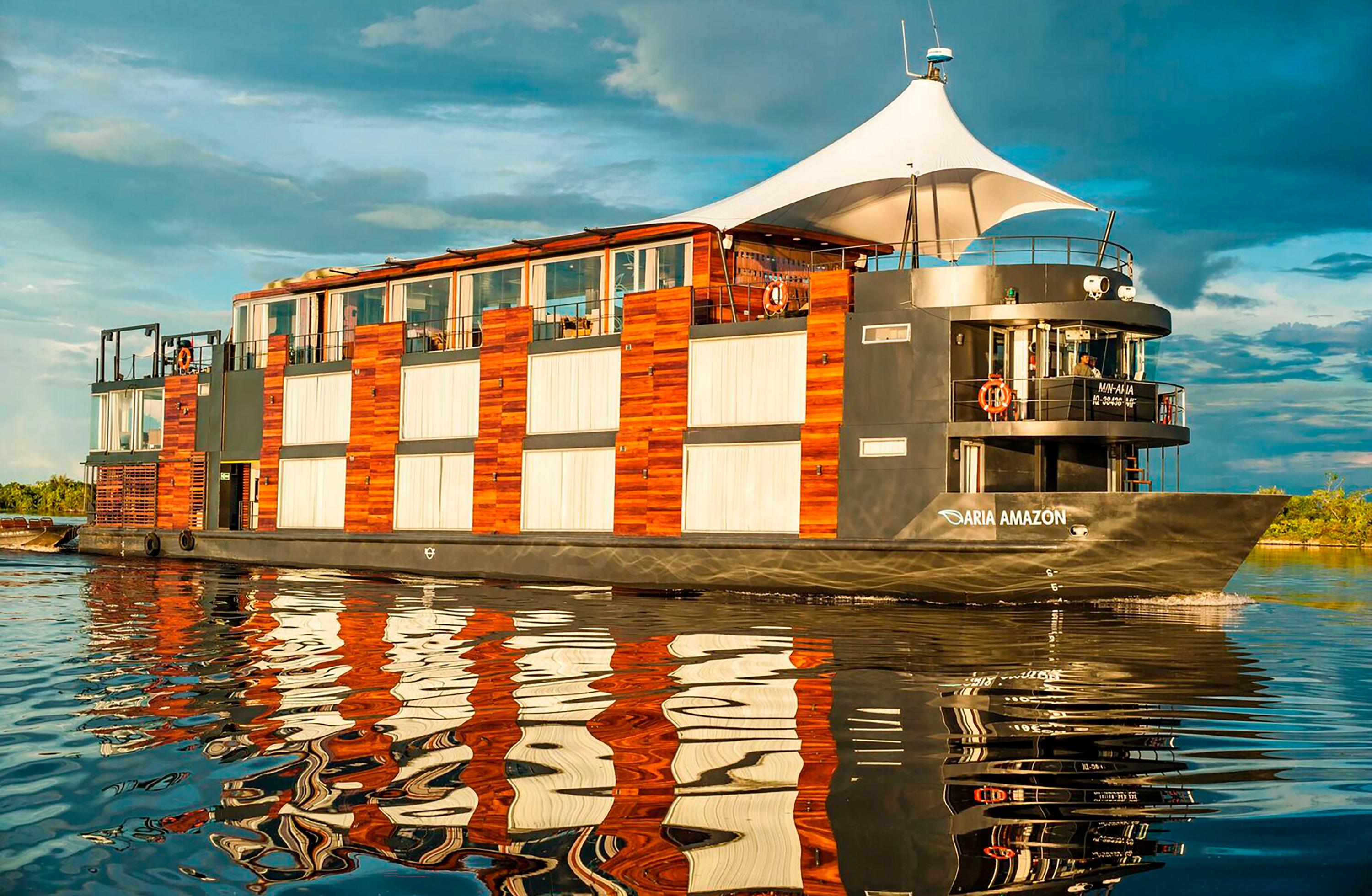 Crucero AQUA NERA por el Amazonas 4 noches - High Water