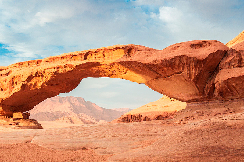 Imagen de roca en el desierto de Wadi Musa en Jordania